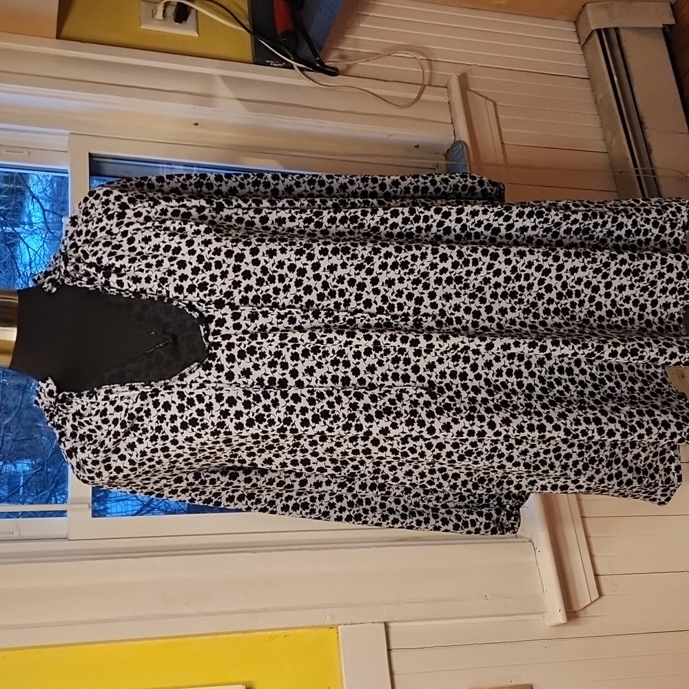 H&M women's long sleeve blouse size 10